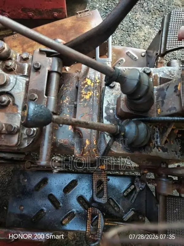 Massey-Ferguson 240 Double Clutch 1980 Tractor (Used)
