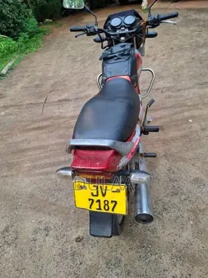 Bajaj CT-100 2005 Motorbike (Used)