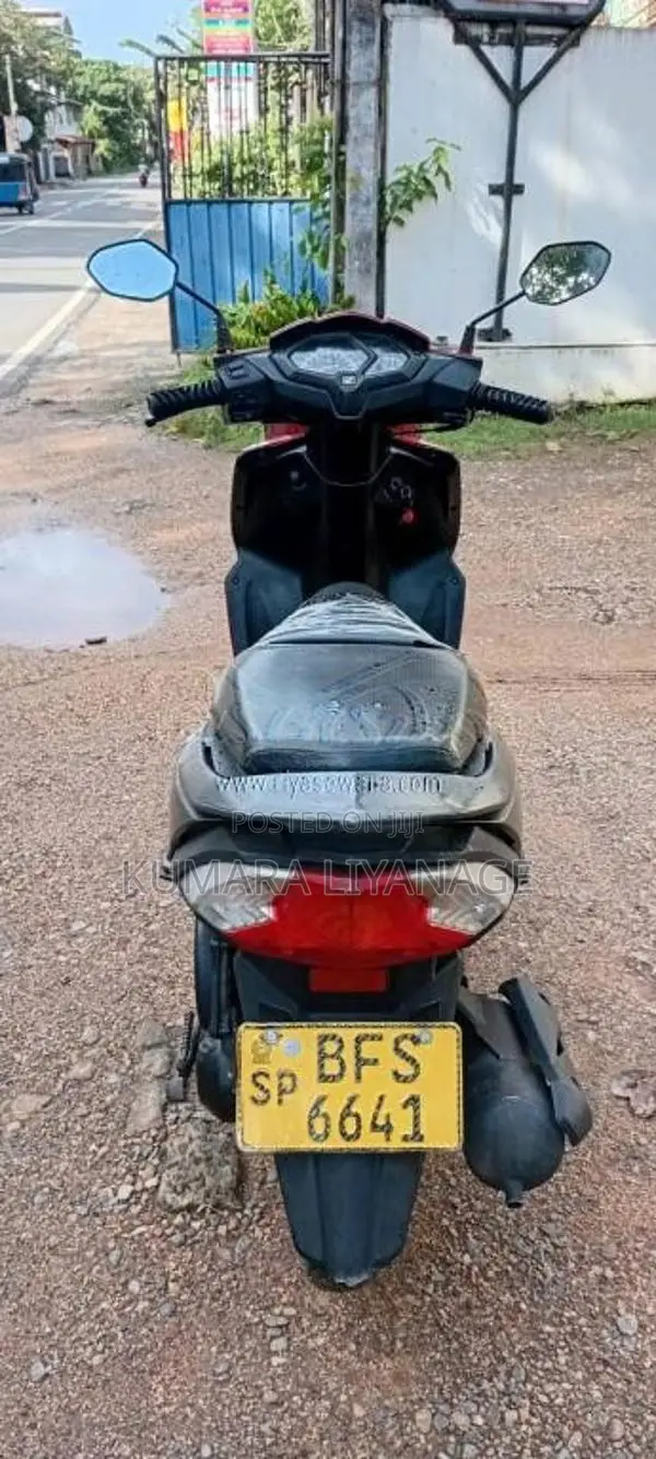 Honda Dio 2017 Motorbike (Used)