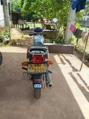 Hero-Honda Cd Dawn 2006 Motorbike (Used)