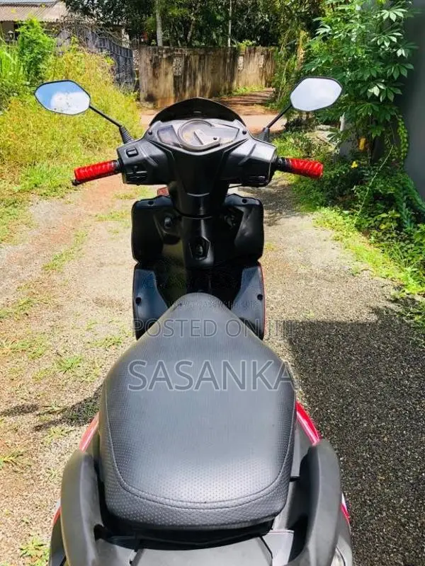 Hero Dash 2016 Motorbike (Used)