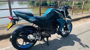 Yamaha FZ-S Version 2.0 2015 Motorbike (Used)