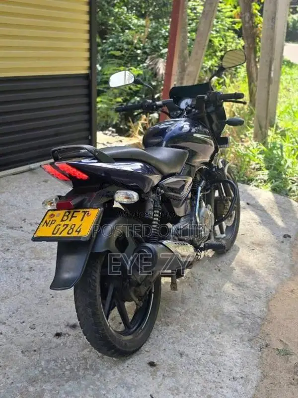 Bajaj Pulsar 150 2017 Motorbike (Used)