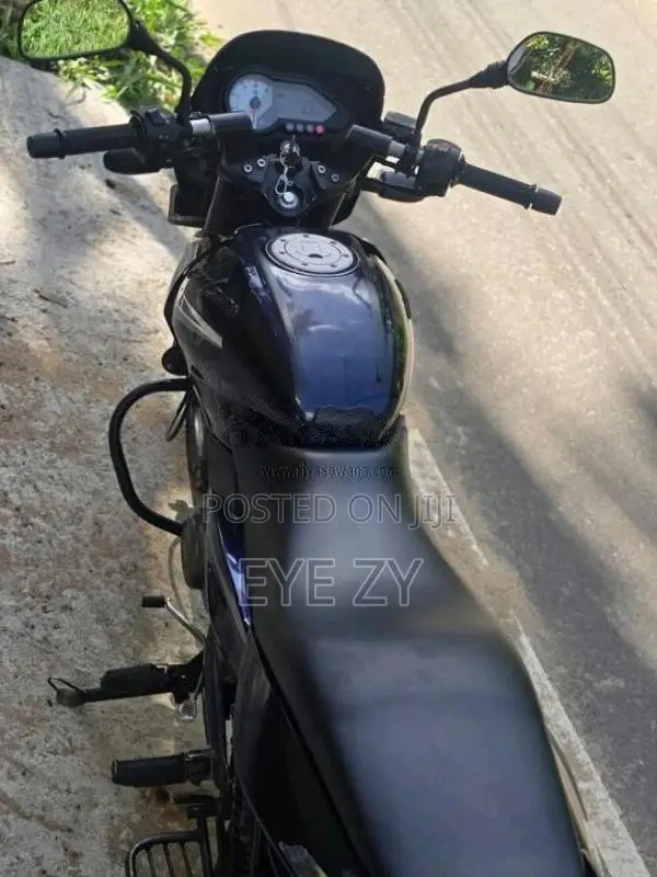 Bajaj Pulsar 150 2017 Motorbike (Used)