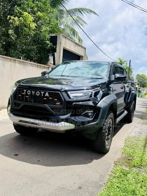 Toyota Hilux Revo Gr Sport 2025 Pickup (Used)