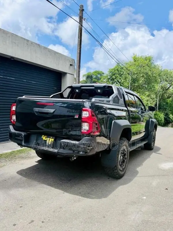 Toyota Hilux Revo Gr Sport 2025 Pickup (Used)