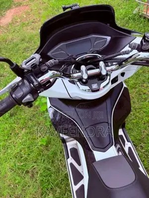 Honda Pcx 2023 Motorbike (Used)