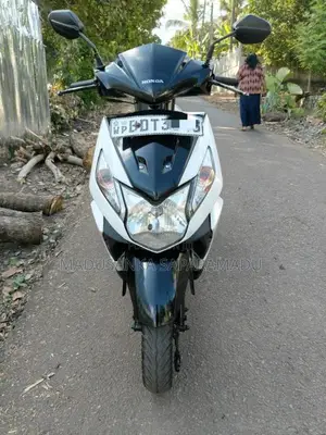 Honda Dio 2016 Motorbike (Used)