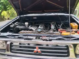 Mitsubishi L200 1987 Pickup (Used)