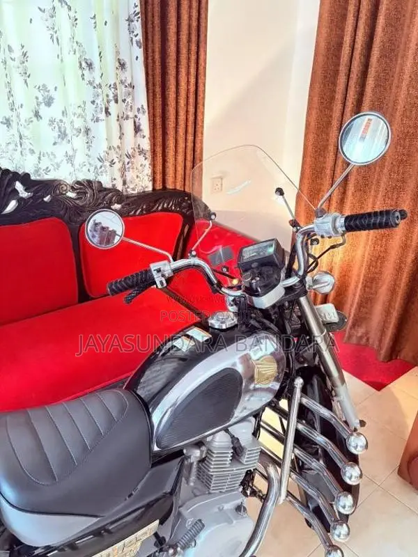 Bentley CD 125 2002 Motorbike (Used)
