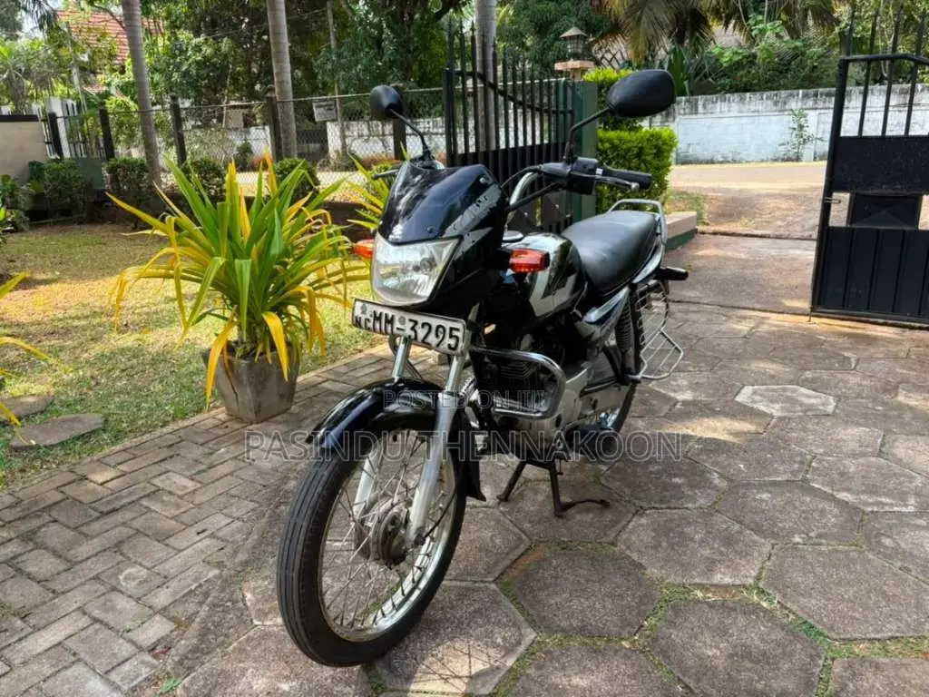 Bajaj CT-100 2005 Motorbike (Used)