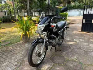 Bajaj CT-100 2005 Motorbike (Used)
