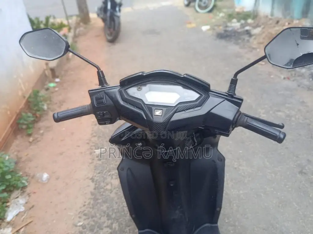 Honda Dio 2019 Motorbike (Used)
