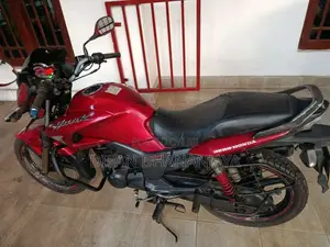 Hero-Honda Hunk 2012 Motorbike (Used)