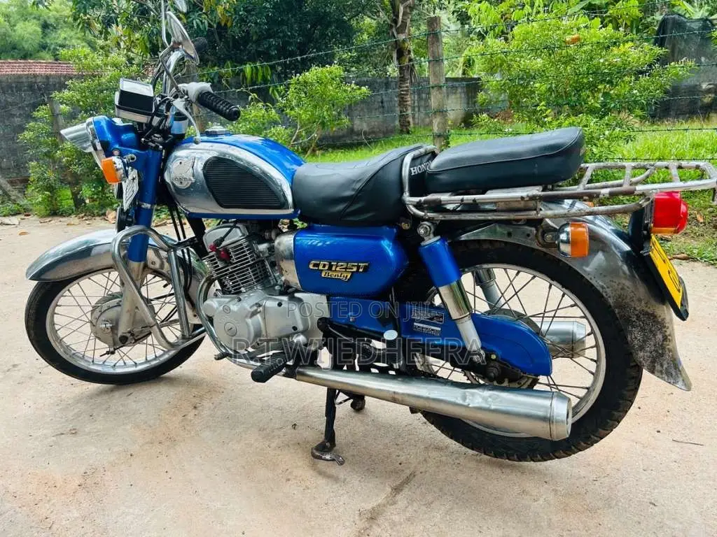 Honda CD125 1999 Motorbike (Used)