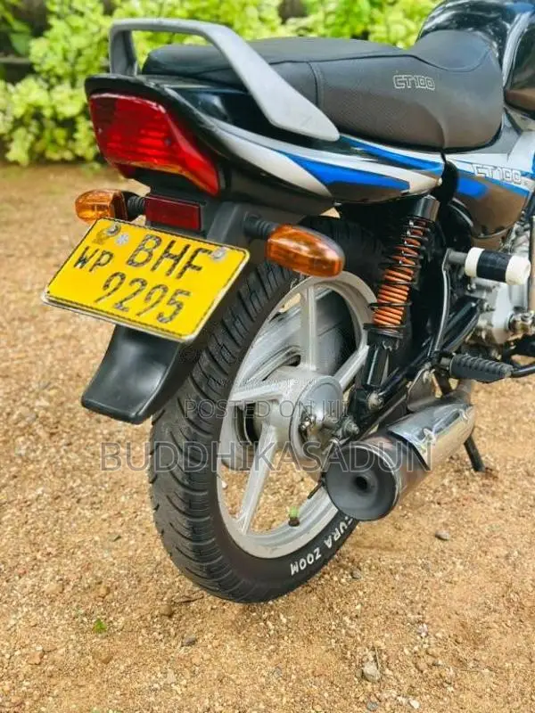 Bajaj CT-100 2018 Motorbike (Used)