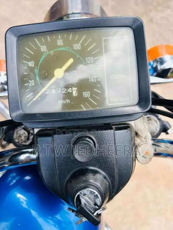 Honda CD125 1999 Motorbike (Used)