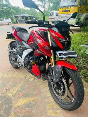 Bajaj Pulsar N160 2025 Motorbike (Used)