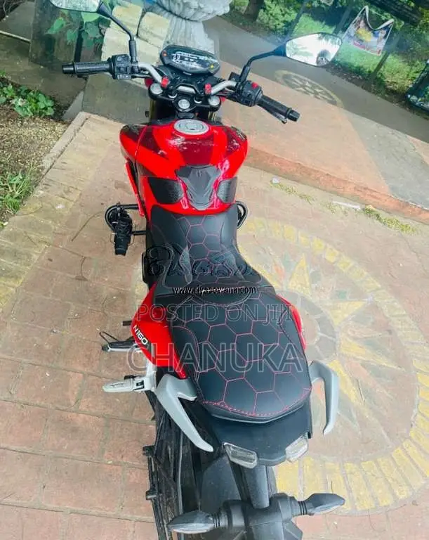 Bajaj Pulsar N160 2025 Motorbike (Used)