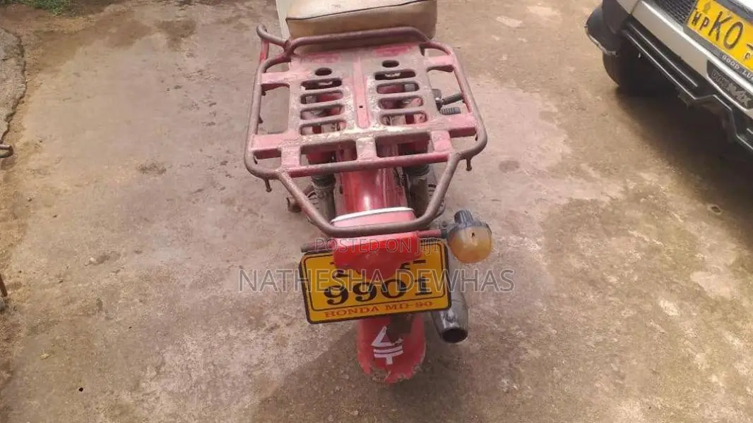Honda MD 90 1999 Motorbike (Used)