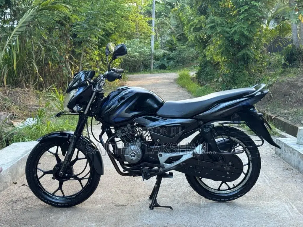 Bajaj Discover 2014 Motorbike (Used)