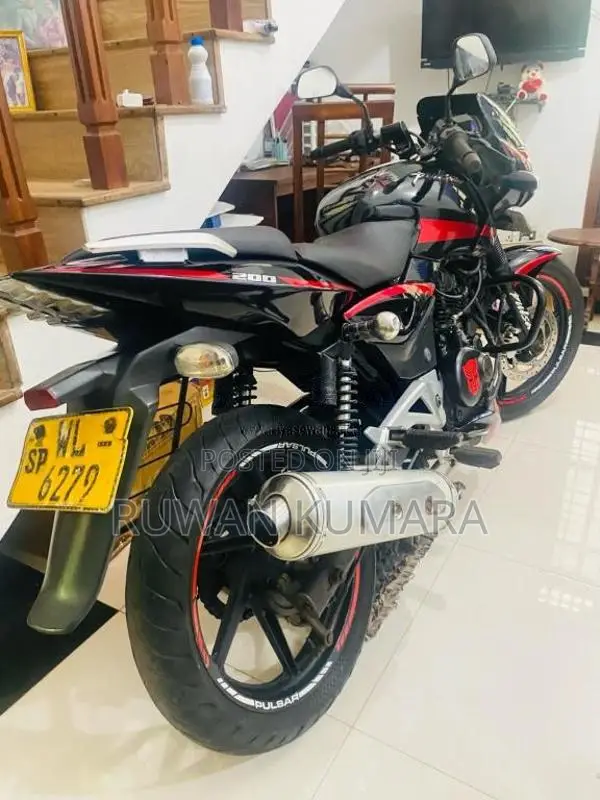 Bajaj Pulsar 2009 Motorbike (Used)