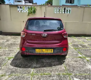 Hyundai Grand I10 2017 Car (Used)