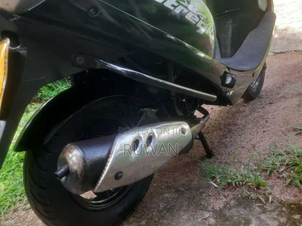 TVS Scooty Streak 2013 Motorbike (Used)