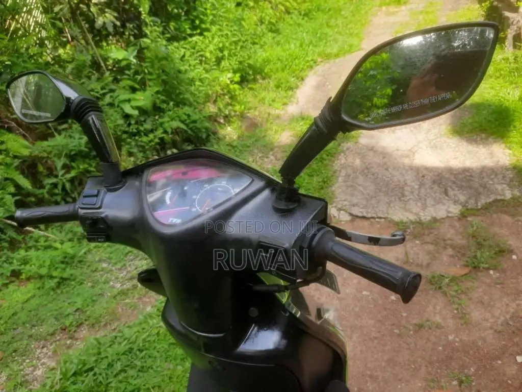 TVS Scooty Streak 2013 Motorbike (Used)