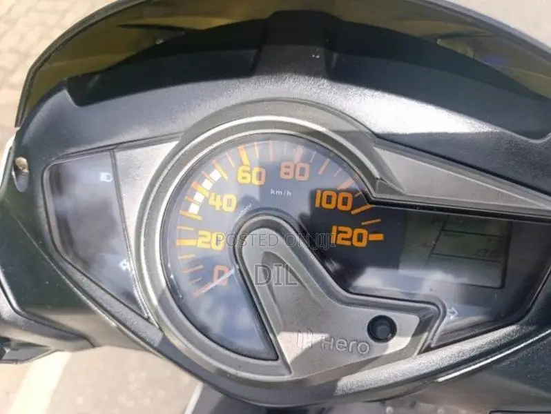 Hero Dash VX 2017 Motorbike (Used)