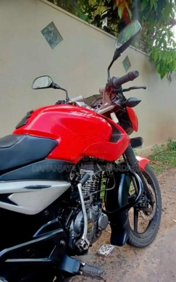 Bajaj Pulsar 2011 Motorbike (Used)