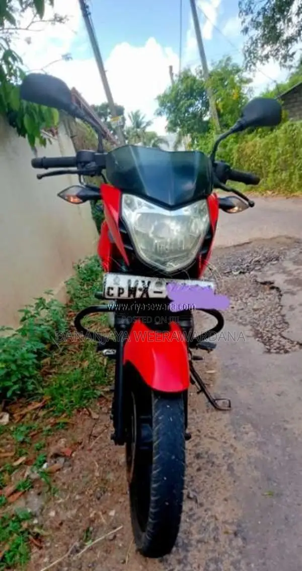 Bajaj Pulsar 2011 Motorbike (Used)