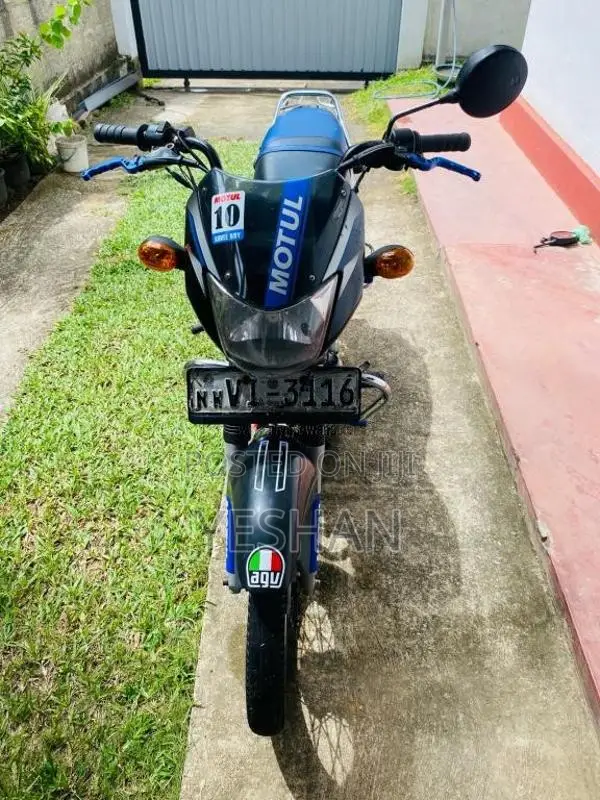 Bajaj CT-100 2010 Motorbike (Used)