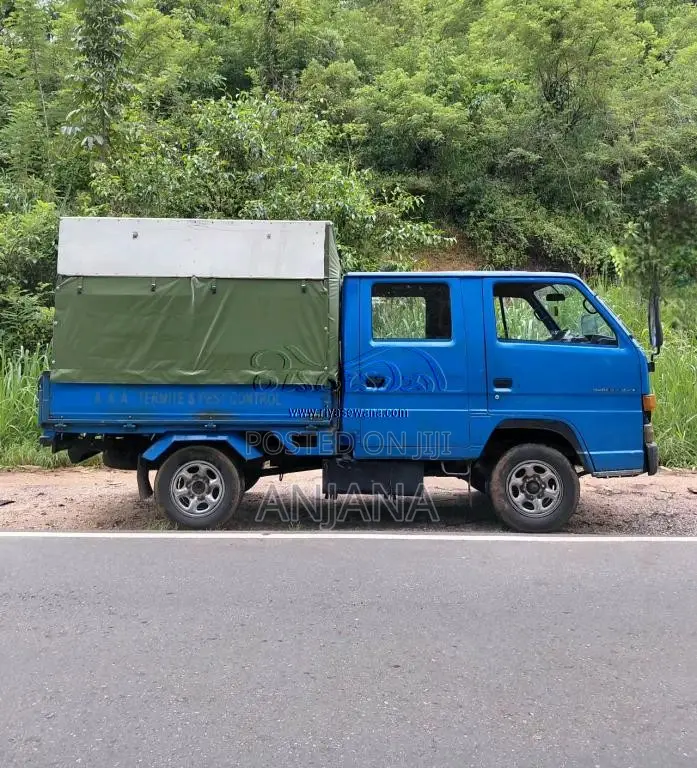 Isuzu ELF 1983 Crew Cab (Used)