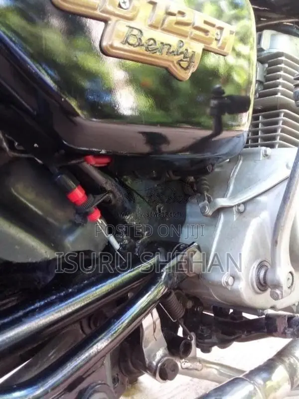 Honda Twin 1995 Motorbike (Used)