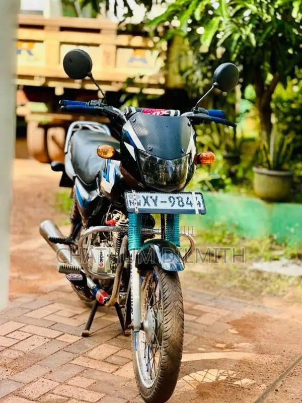 Bajaj CT-100 2012 Motorbike (Used)