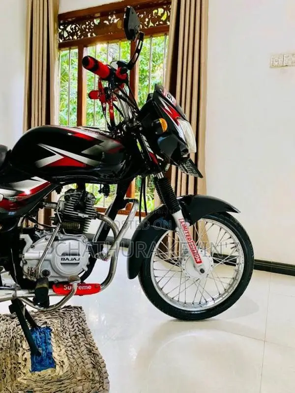 Bajaj CT-100 2011 Motorbike (Used)