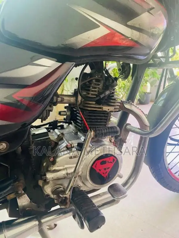 Bajaj CT-100 2004 Motorbike (Used)
