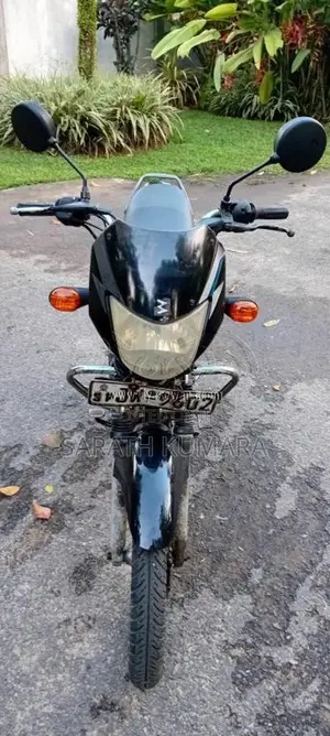 Bajaj CT-100 2004 Motorbike (Used)