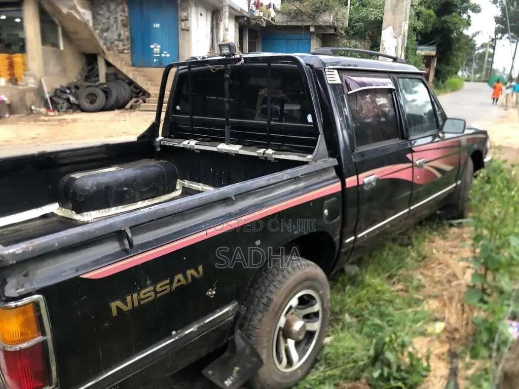 Nissan Datsun 1990 Pickup (Used)