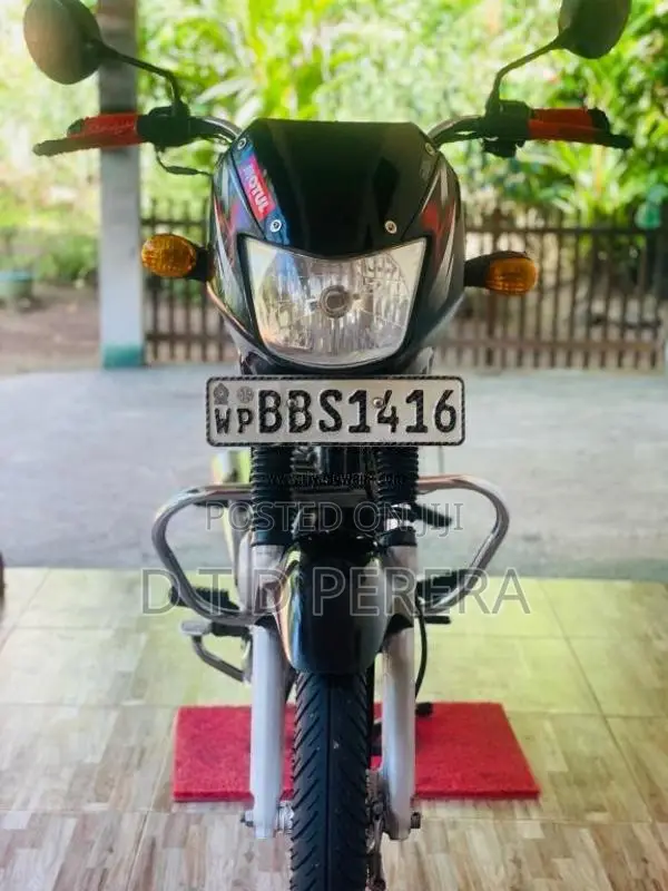 Bajaj CT-100 2014 Motorbike (Used)
