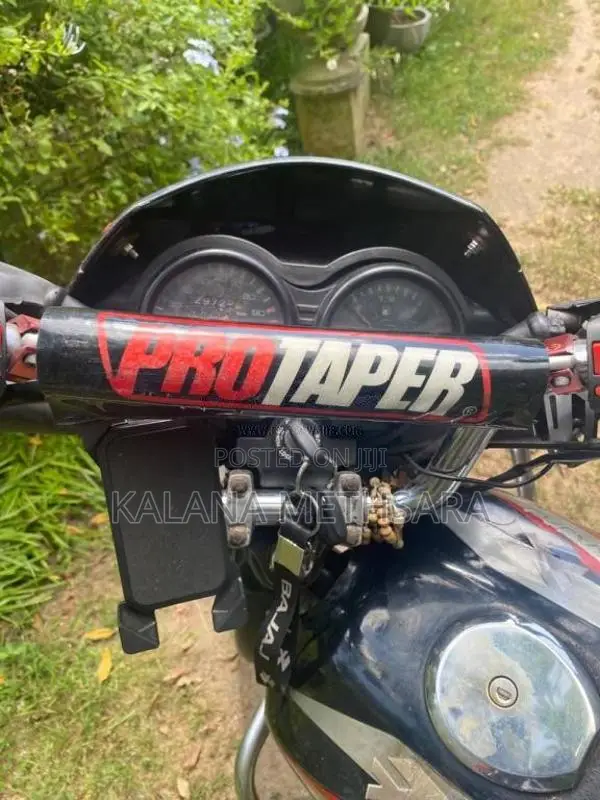Bajaj CT-100 2004 Motorbike (Used)
