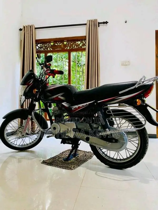 Bajaj CT-100 2011 Motorbike (Used)