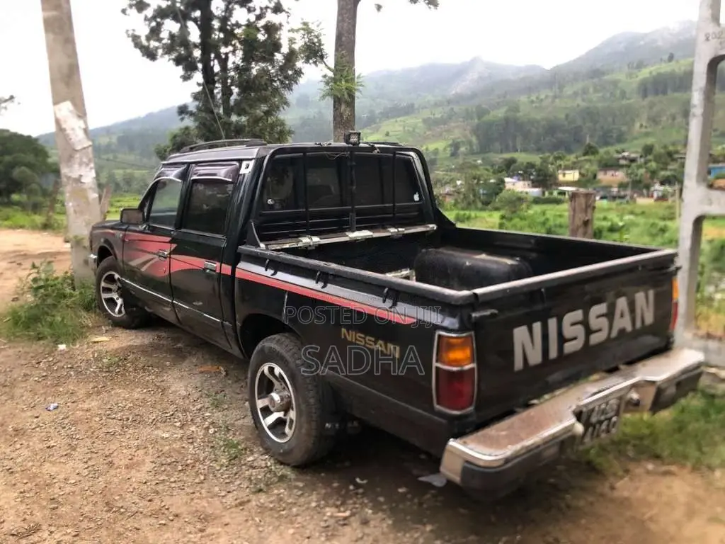 Nissan Datsun 1990 Pickup (Used)