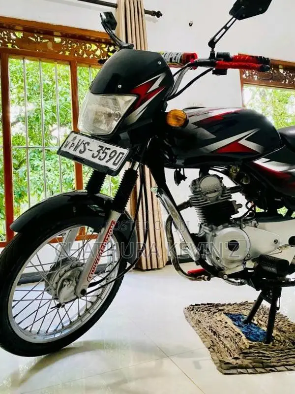Bajaj CT-100 2011 Motorbike (Used)