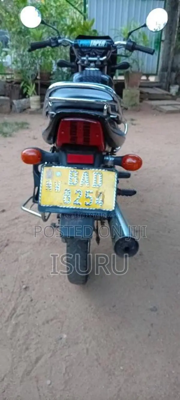 Bajaj CT-100 2013 Motorbike (Used)