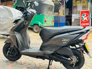 Honda Dio 2017 Motorbike (Used)