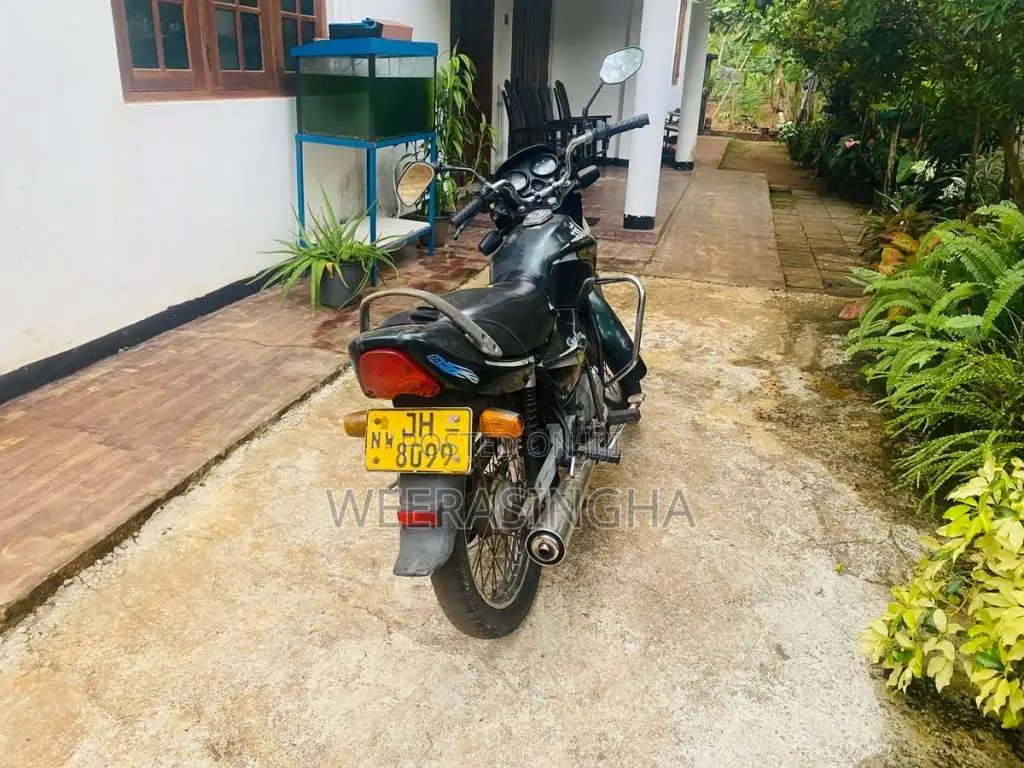 TVS Centra 2004 Motorbike (Used)