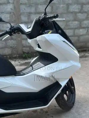 Honda PCX 160 2025 Motorbike (Used)