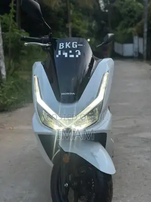 Honda PCX 160 2025 Motorbike (Used)